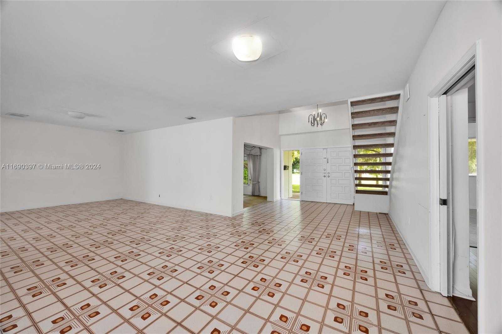 Small Image of 2700 GRANADA BLVD, Coral Gables Number 12