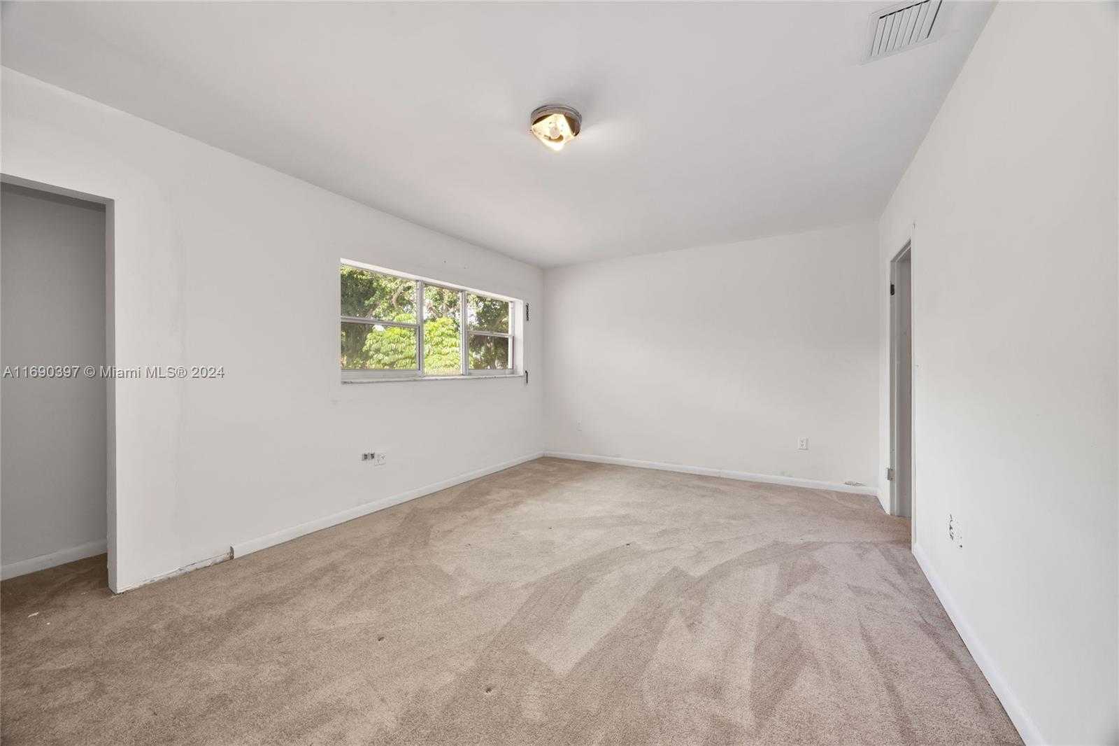 Small Image of 2700 GRANADA BLVD, Coral Gables Number 33