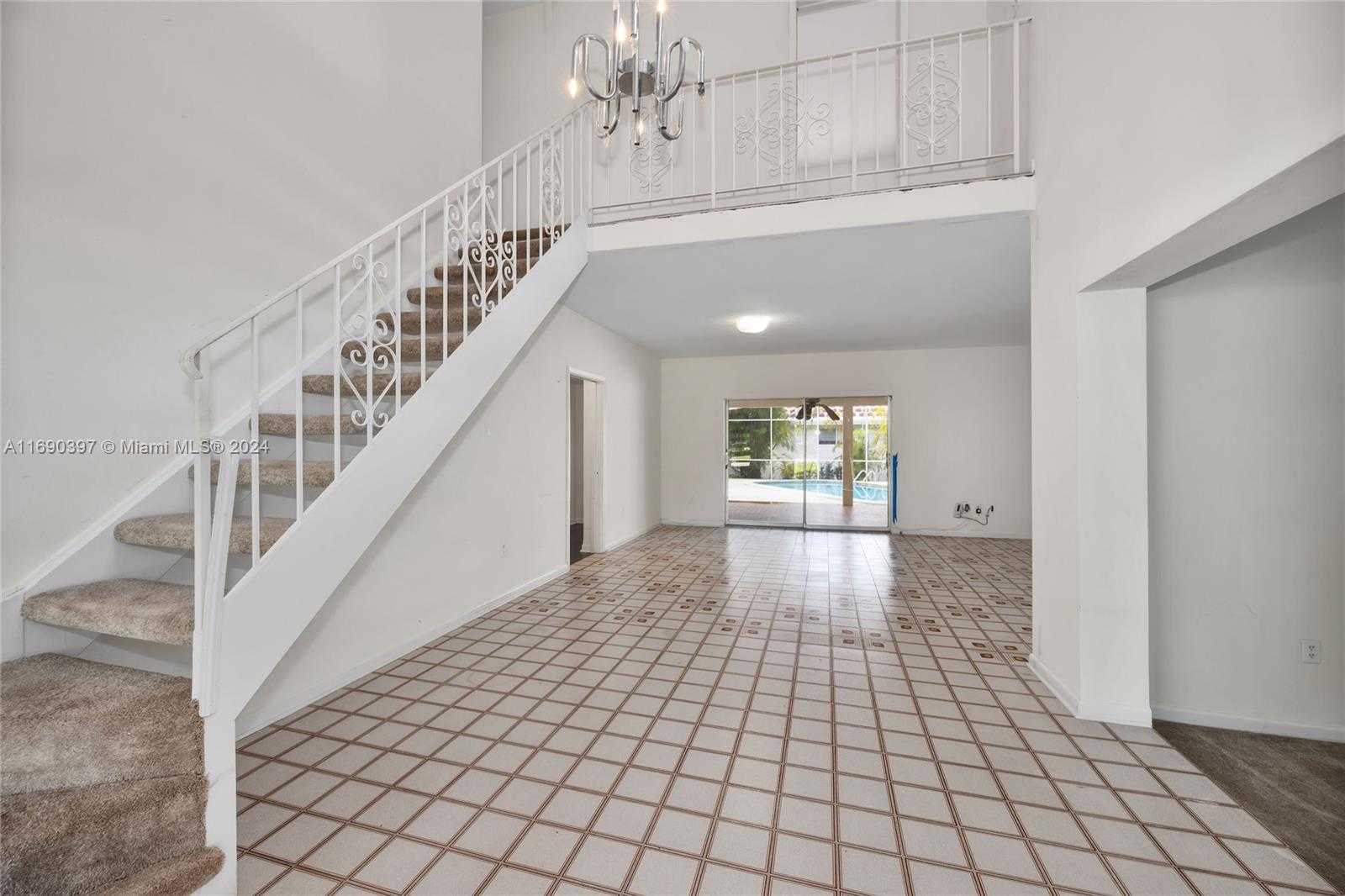 Small Image of 2700 GRANADA BLVD, Coral Gables Number 9