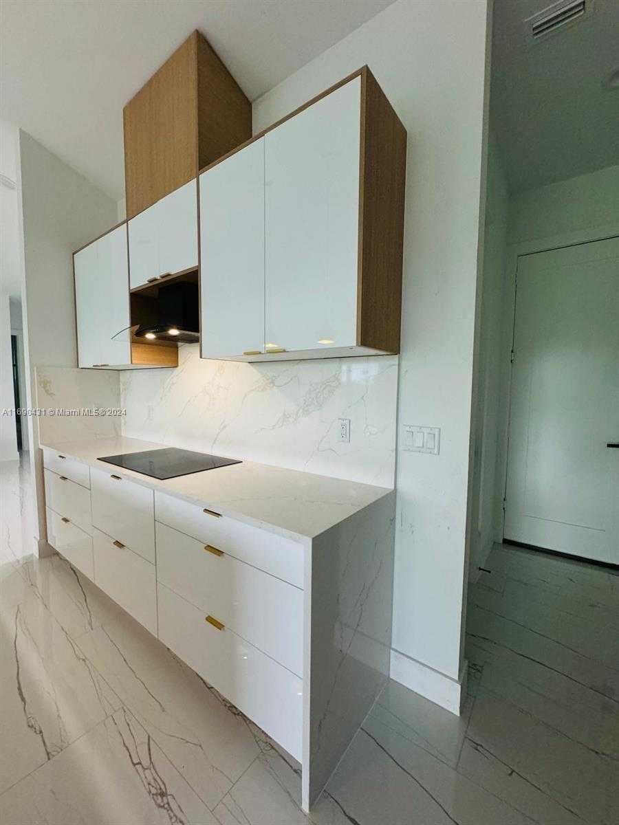 Small Image of 755 ALTON CIR, Port St. Lucie Number 12