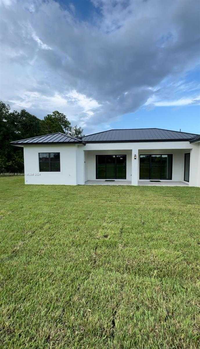 Small Image of 755 ALTON CIR, Port St. Lucie Number 33