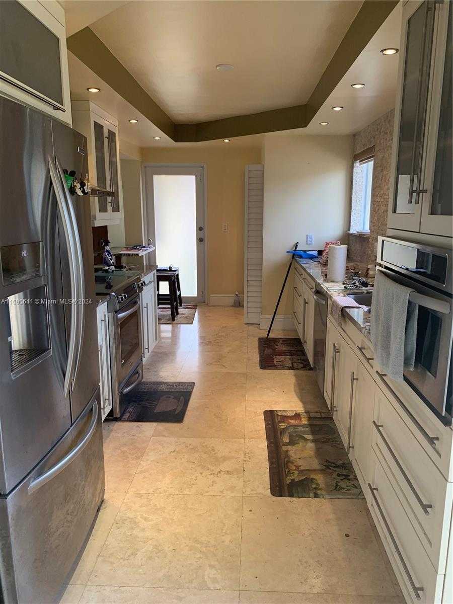 Small Image of 310 191ST TER, Sunny Isles Beach Number 27