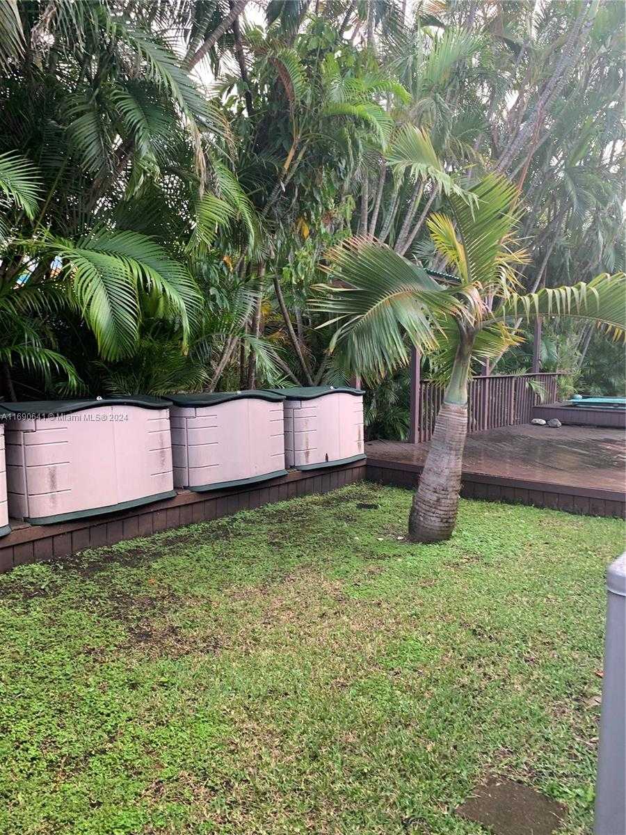Small Image of 310 191ST TER, Sunny Isles Beach Number 35