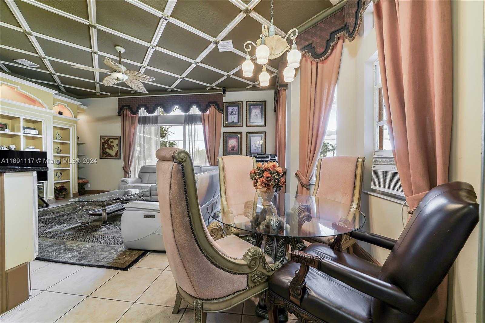 Small Image of 174 NORTH WEST MAGNOLIA LAKES BLVD, Port St. Lucie Number 14