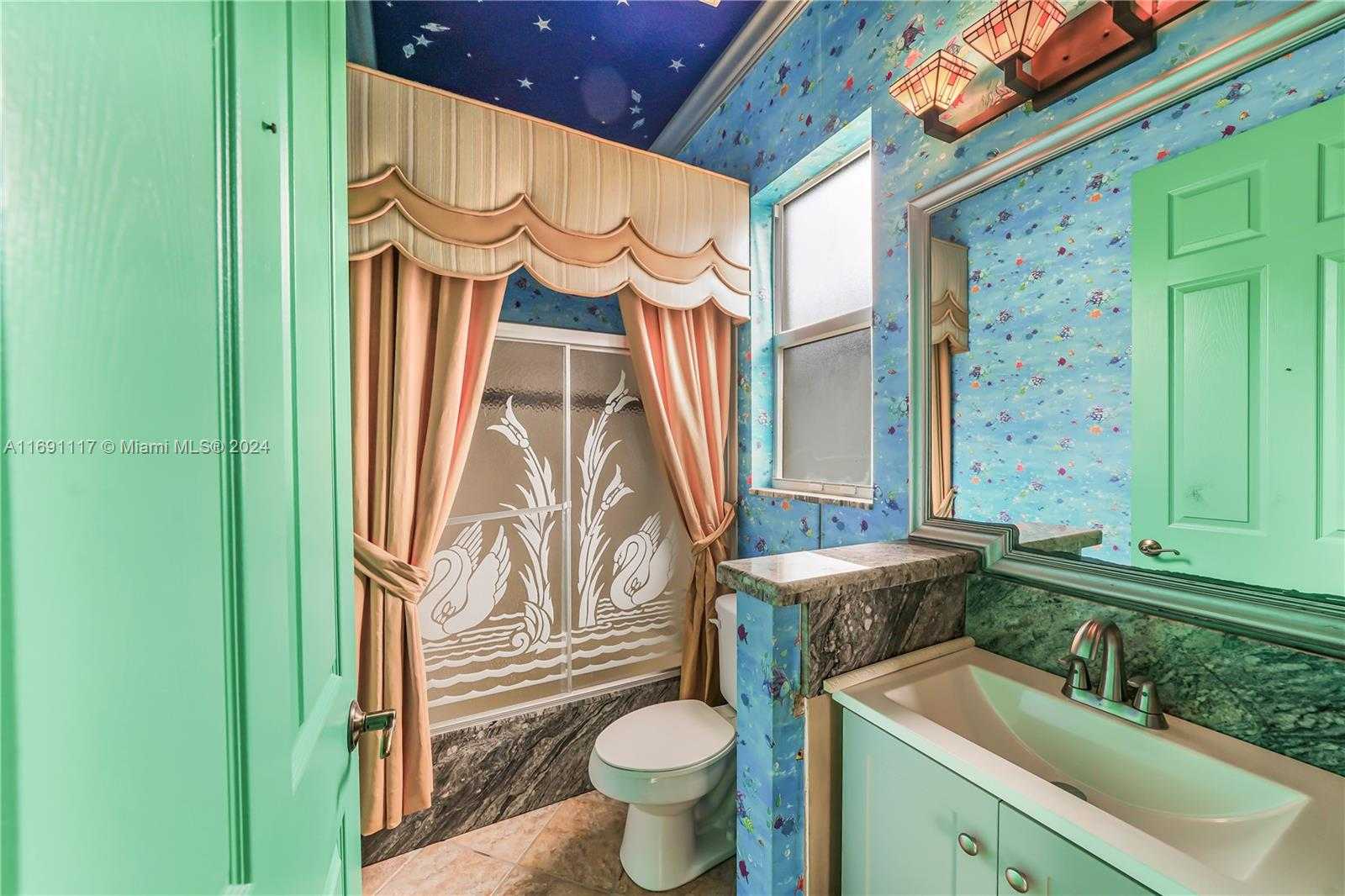 Small Image of 174 NORTH WEST MAGNOLIA LAKES BLVD, Port St. Lucie Number 9
