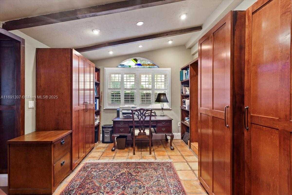 Small Image of 13470 SOUTH WEST 67TH AVE, Pinecrest Number 29