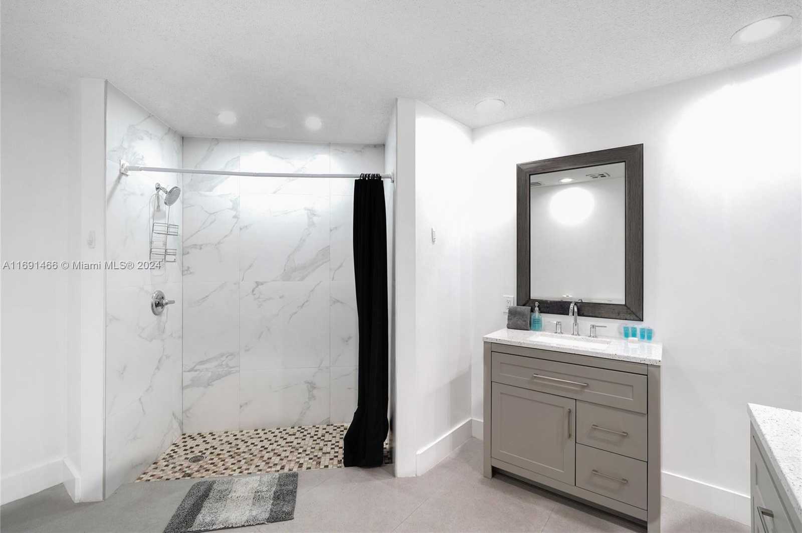 Small Image of 5000 GRANT ST, Hollywood Number 38