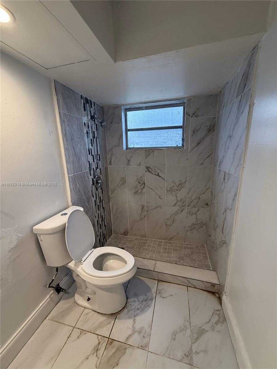 Small Image of 11001 NORTH WEST 44TH ST #EAST, Coral Springs Number 12