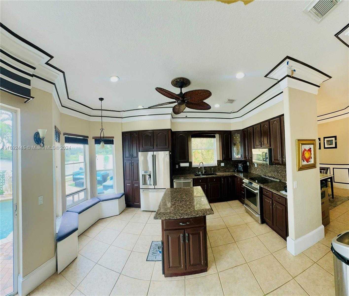 Small Image of 5363 SOUTH WEST 38TH AVE, Hollywood Number 10