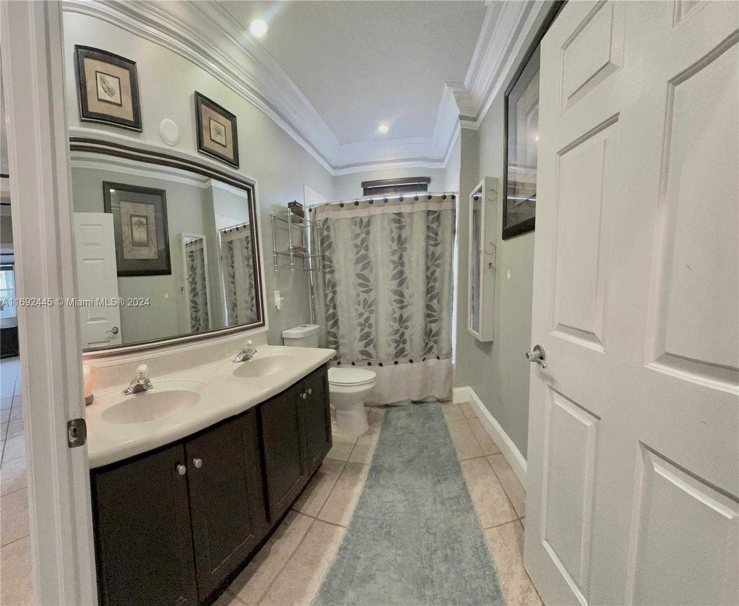Small Image of 5363 SOUTH WEST 38TH AVE, Hollywood Number 15