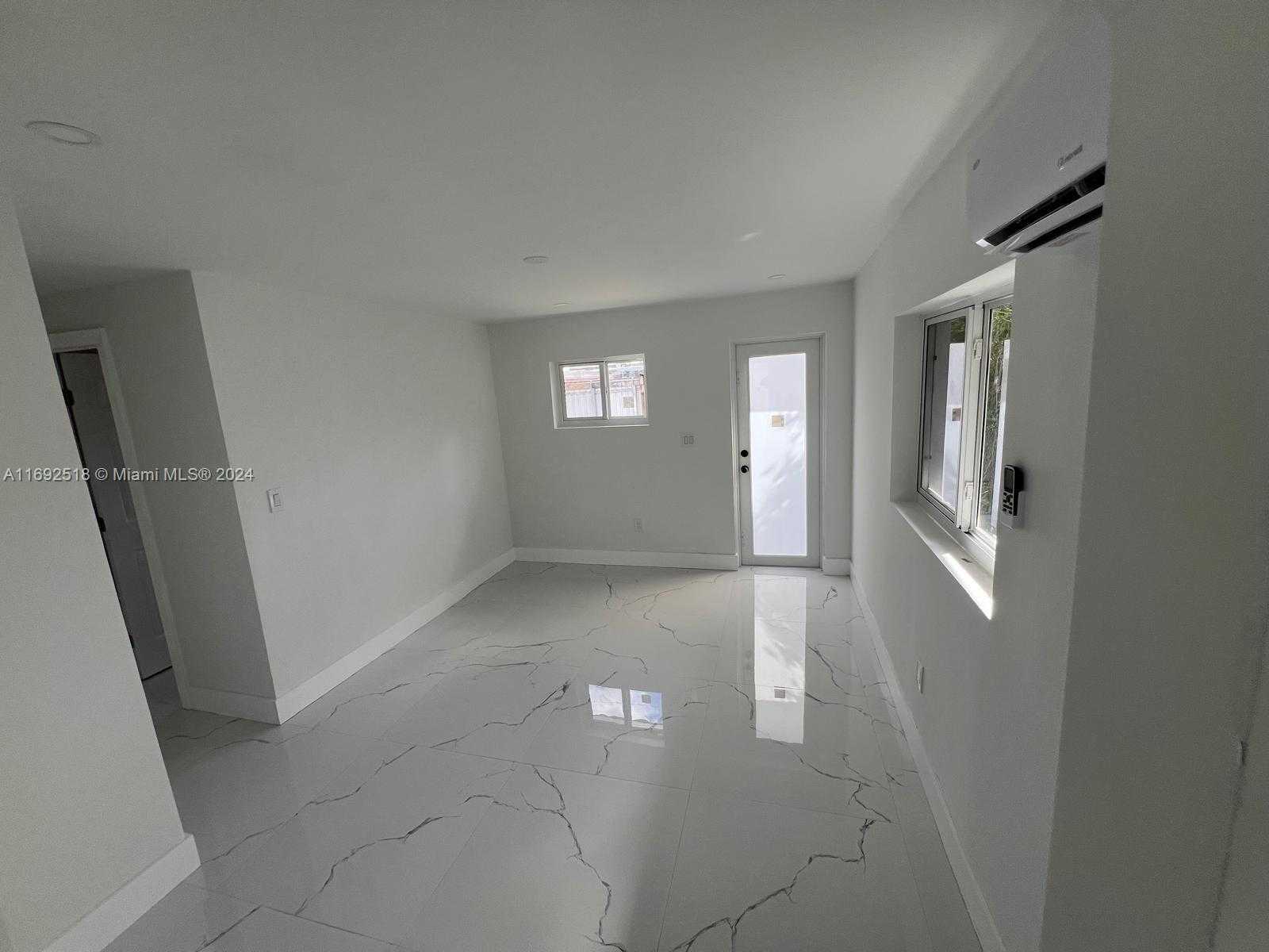 Small Image of 4787 EAST 8TH CT, Hialeah Number 11