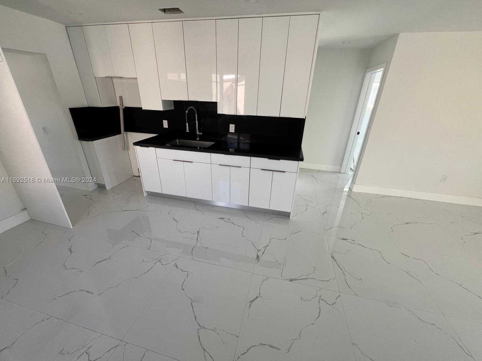Small Image of 4787 EAST 8TH CT, Hialeah Number 7