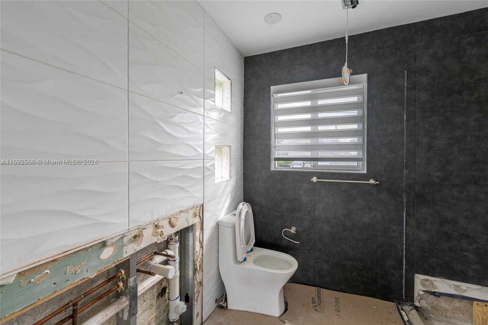 Small Image of 2537 MARATHON LN, Fort Lauderdale Number 20