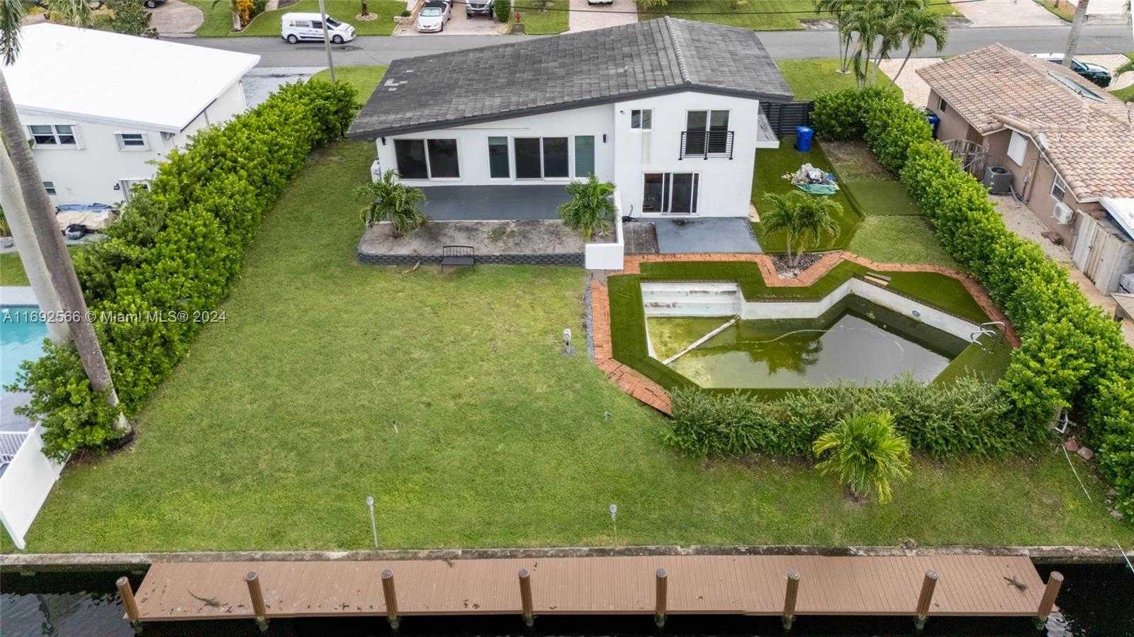 Small Image of 2537 MARATHON LN, Fort Lauderdale Number 3