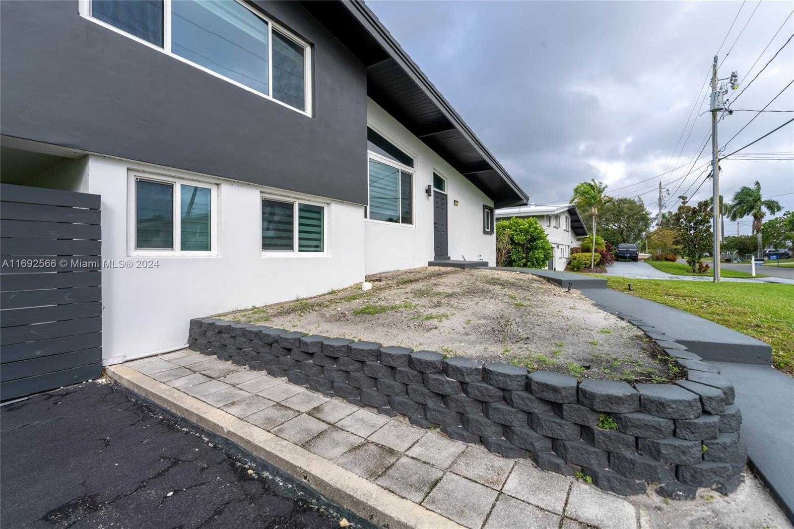 Small Image of 2537 MARATHON LN, Fort Lauderdale Number 45