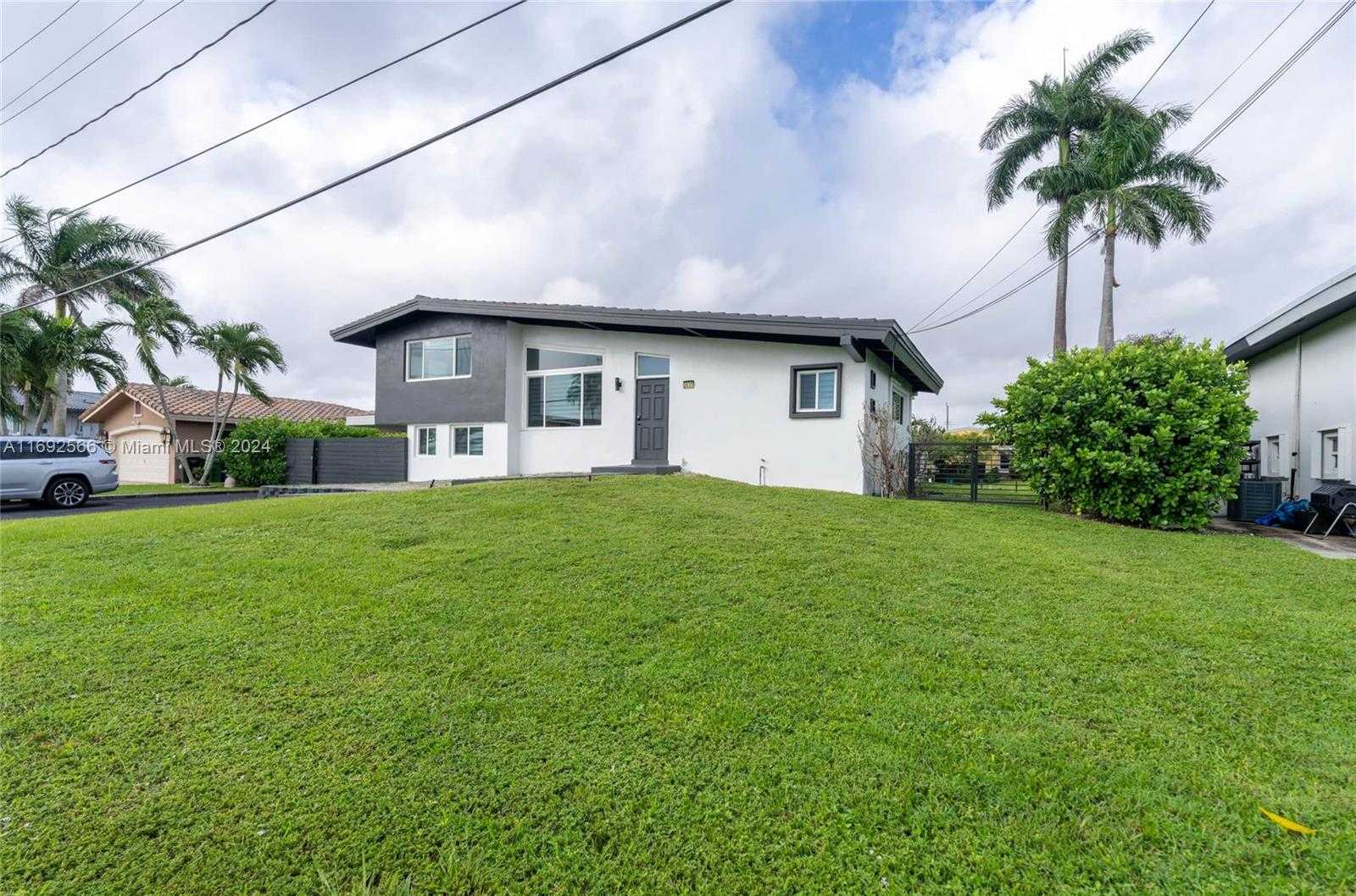 Small Image of 2537 MARATHON LN, Fort Lauderdale Number 46