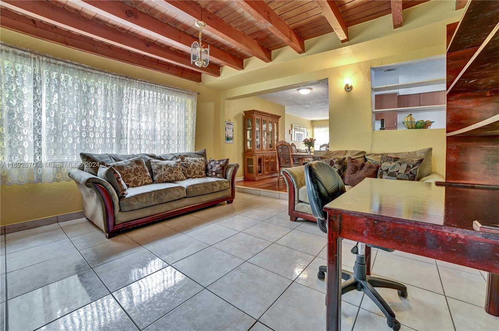 Small Image of 6525 MAYO ST, Hollywood Number 27