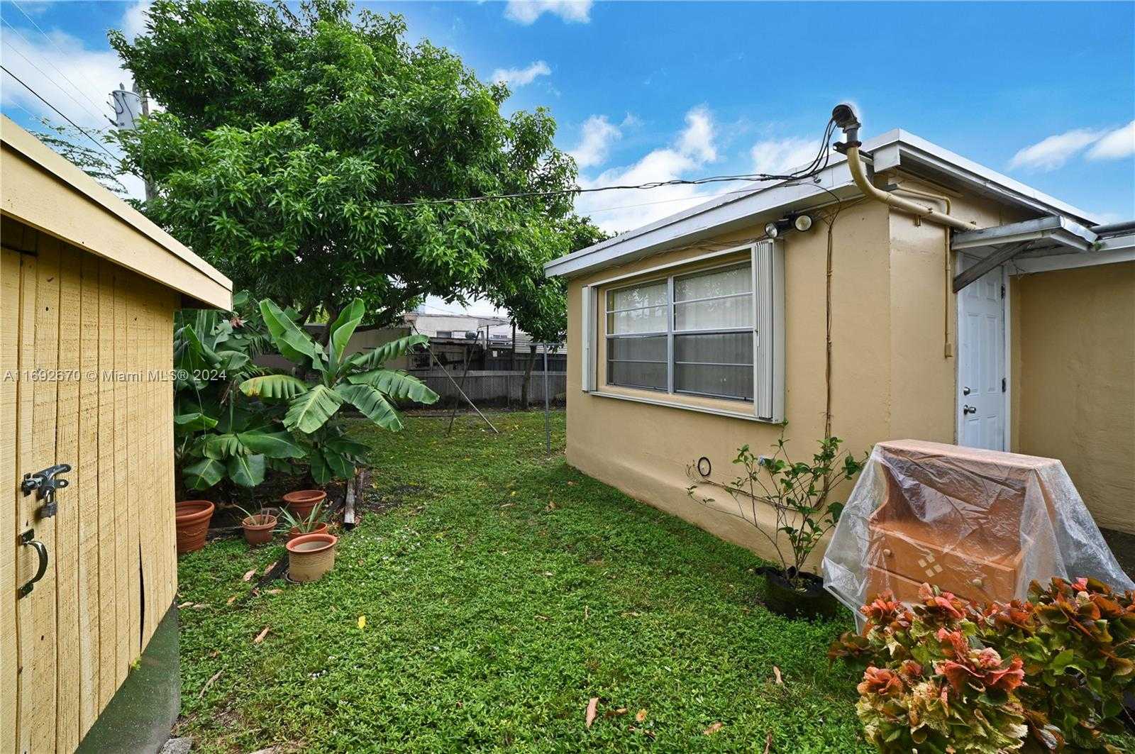 Small Image of 6525 MAYO ST, Hollywood Number 34