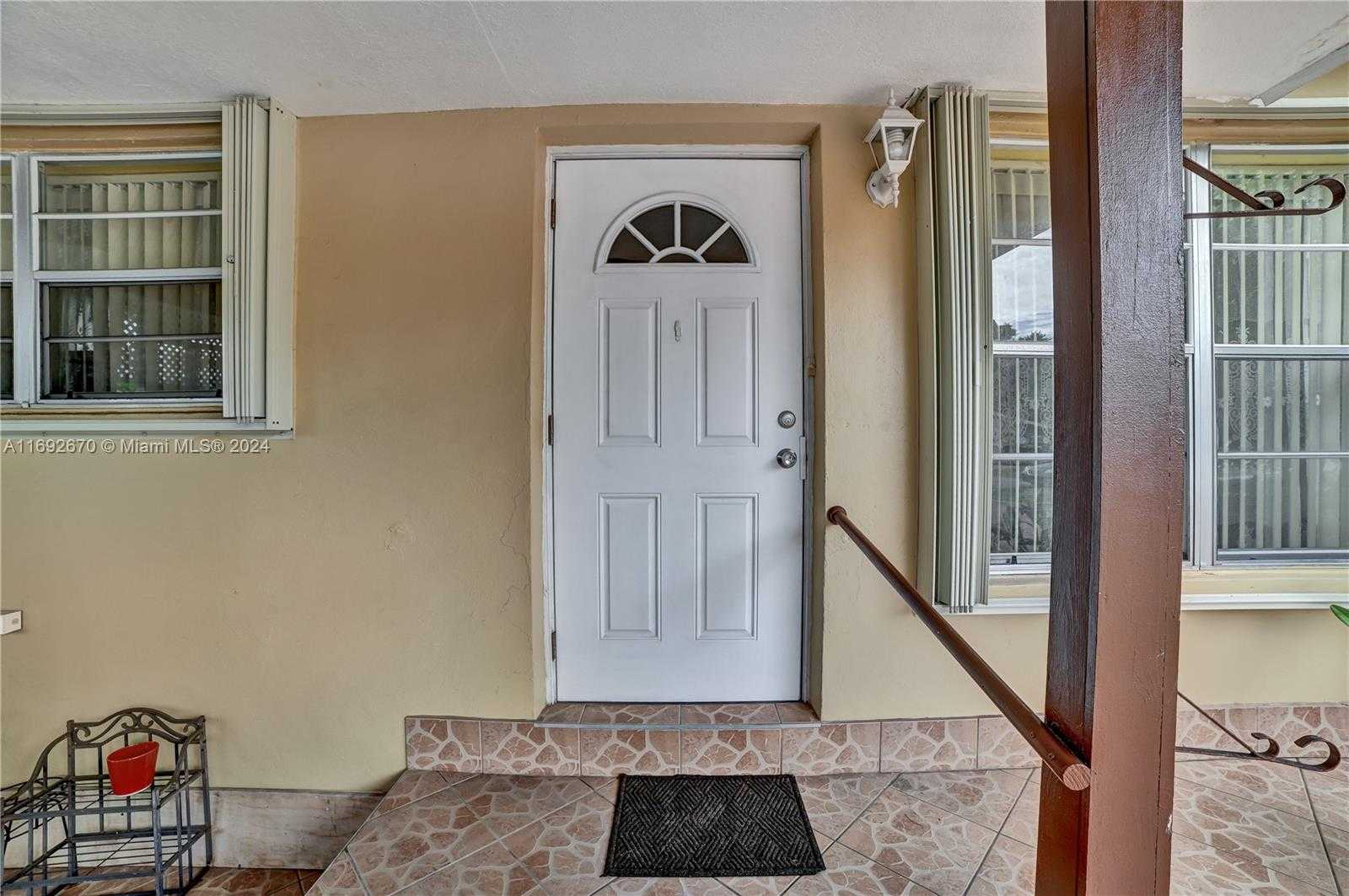 Small Image of 6525 MAYO ST, Hollywood Number 40