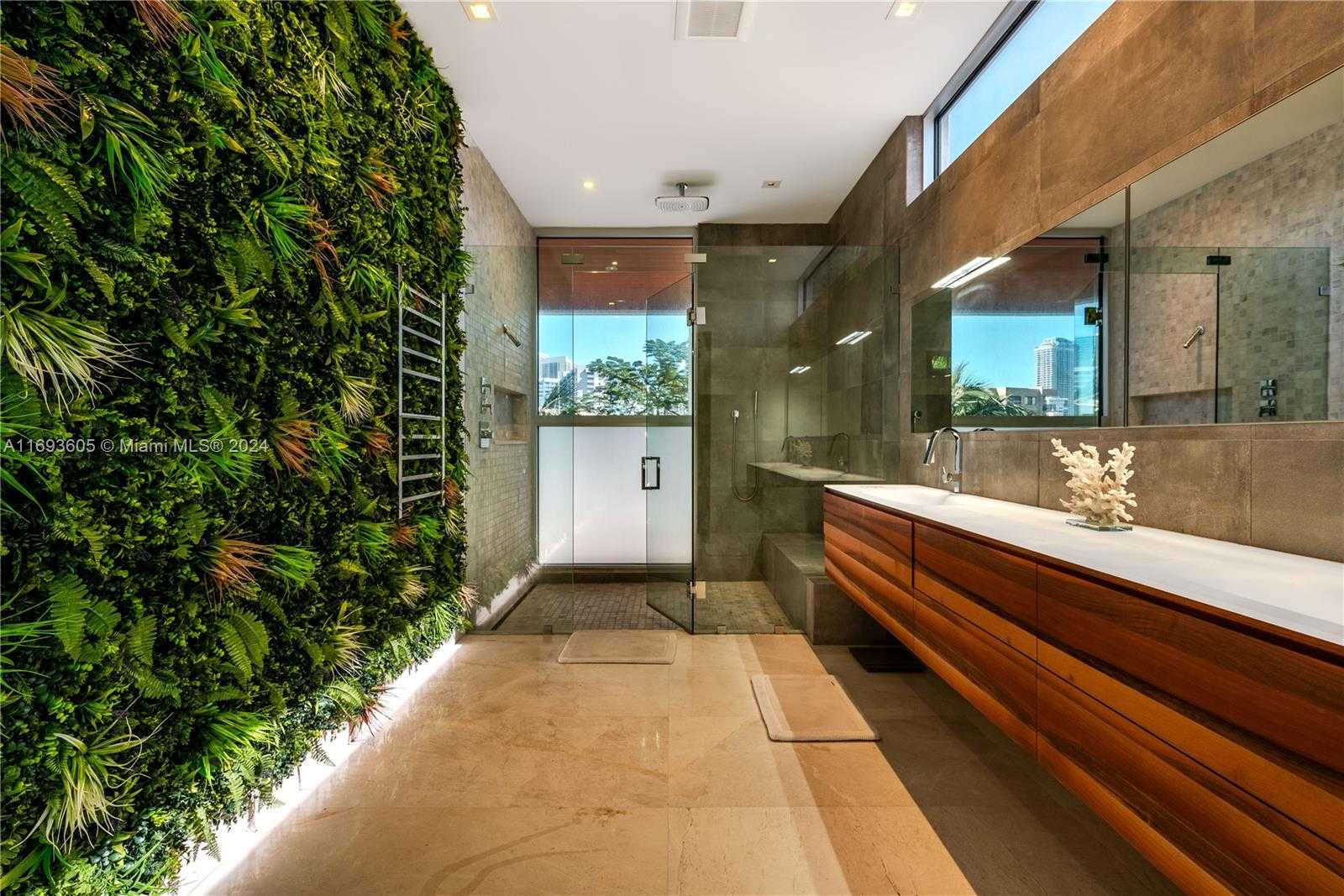 Small Image of 400 TAMARIND DR, Hallandale Beach Number 28