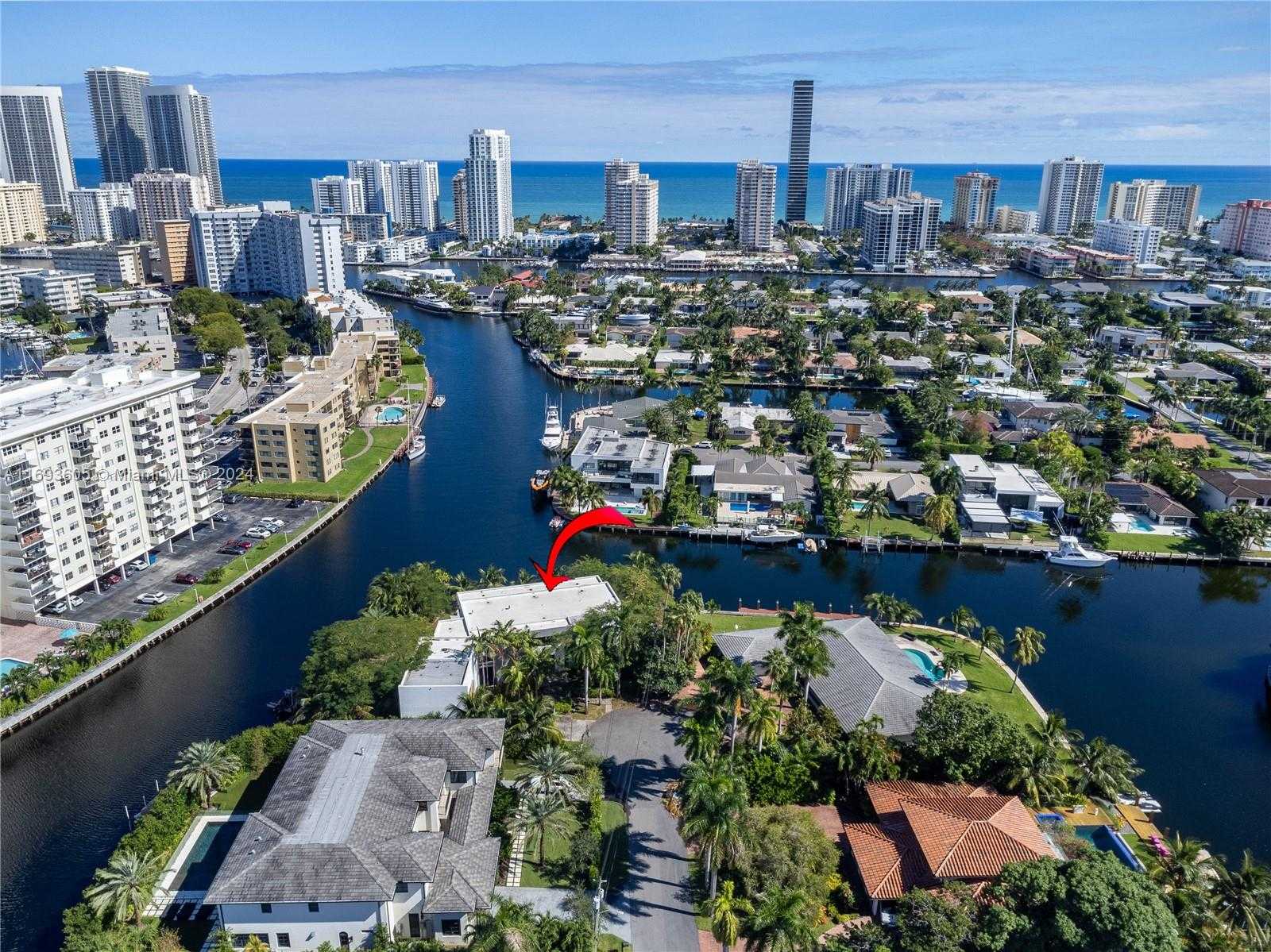Small Image of 400 TAMARIND DR, Hallandale Beach Number 45