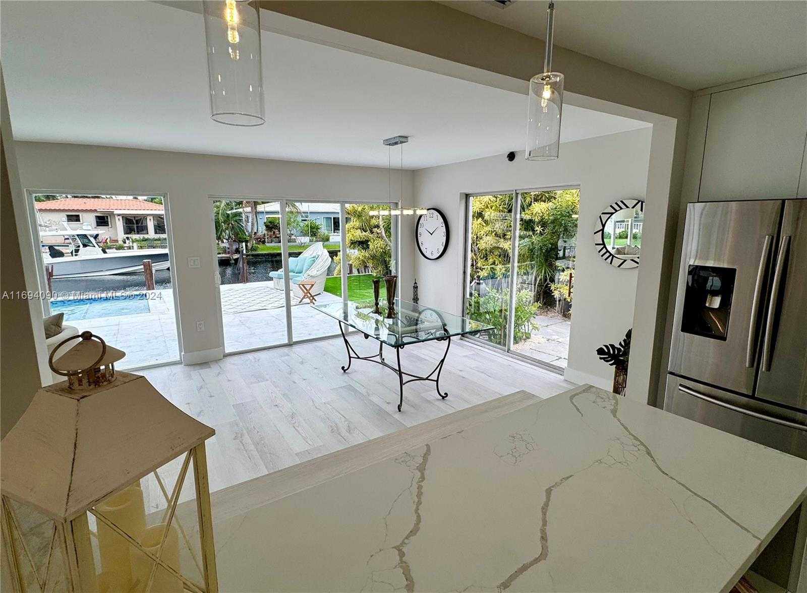 Small Image of 1012 TANGELO ISLE, Fort Lauderdale Number 13