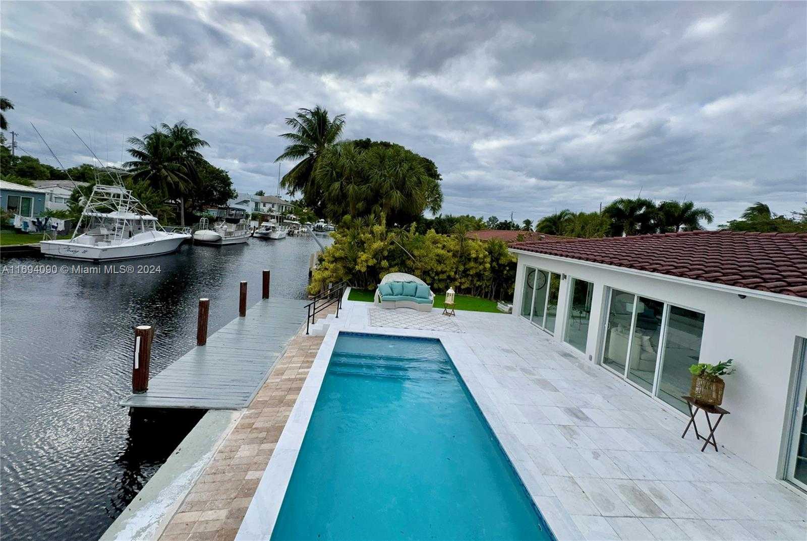 Small Image of 1012 TANGELO ISLE, Fort Lauderdale Number 38