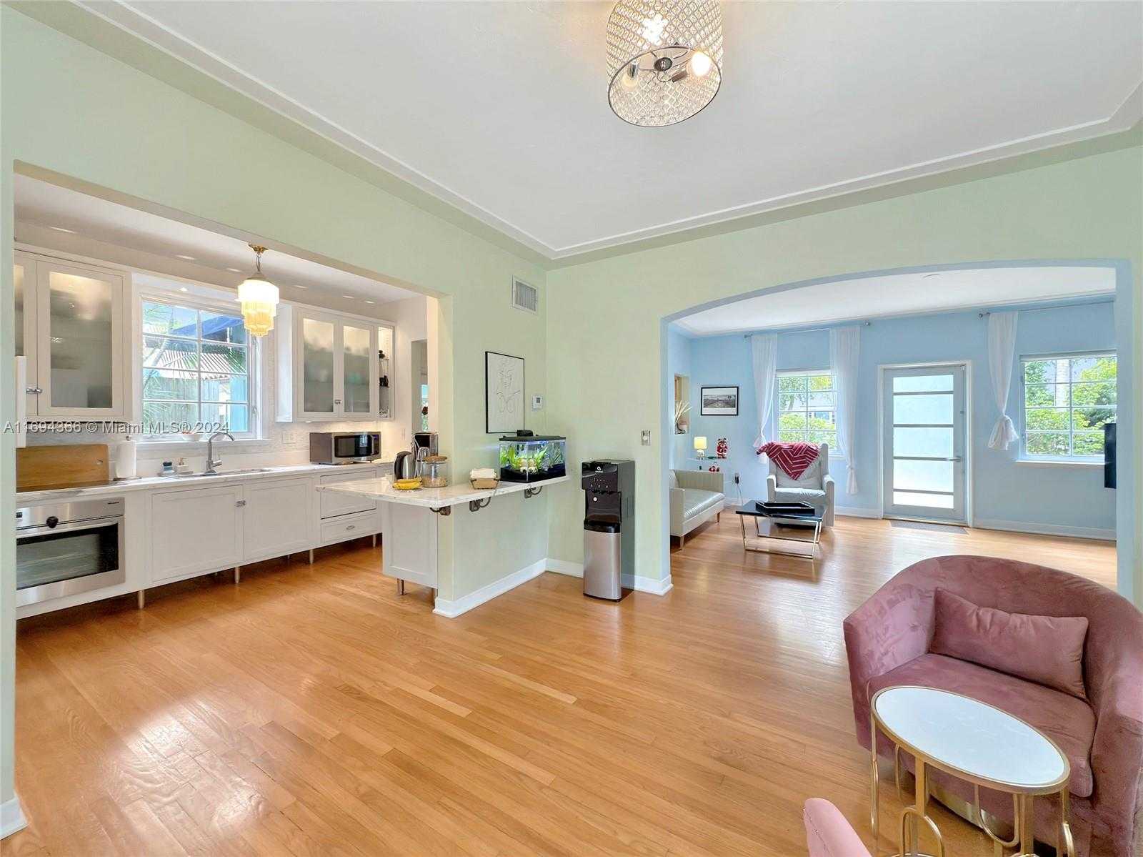Small Image of 479 NORTH EAST 56TH ST, Miami Number 10