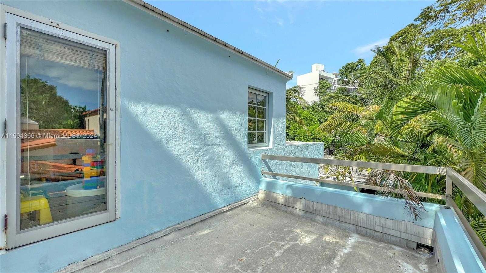 Small Image of 479 NORTH EAST 56TH ST, Miami Number 16