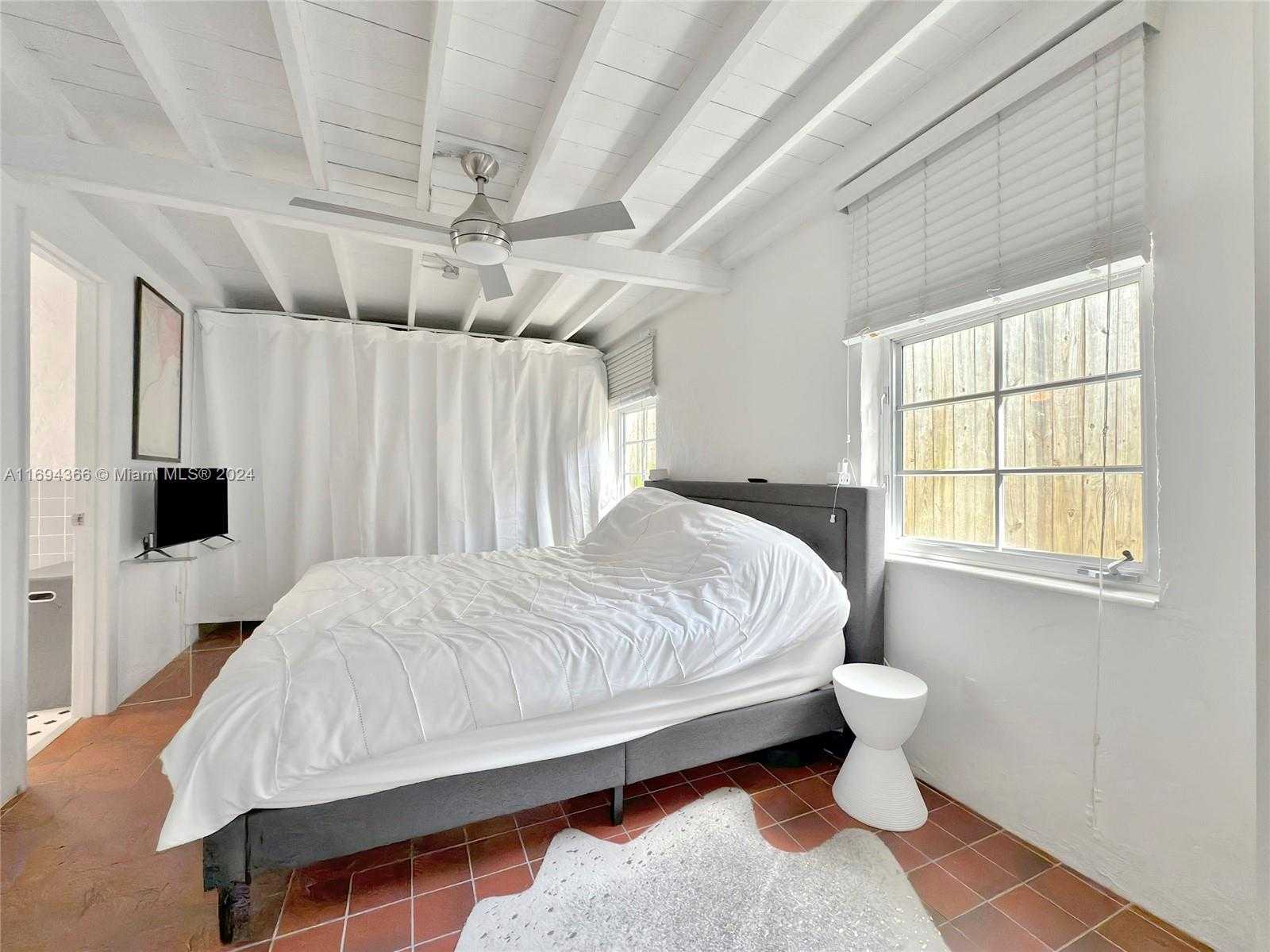 Small Image of 479 NORTH EAST 56TH ST, Miami Number 27