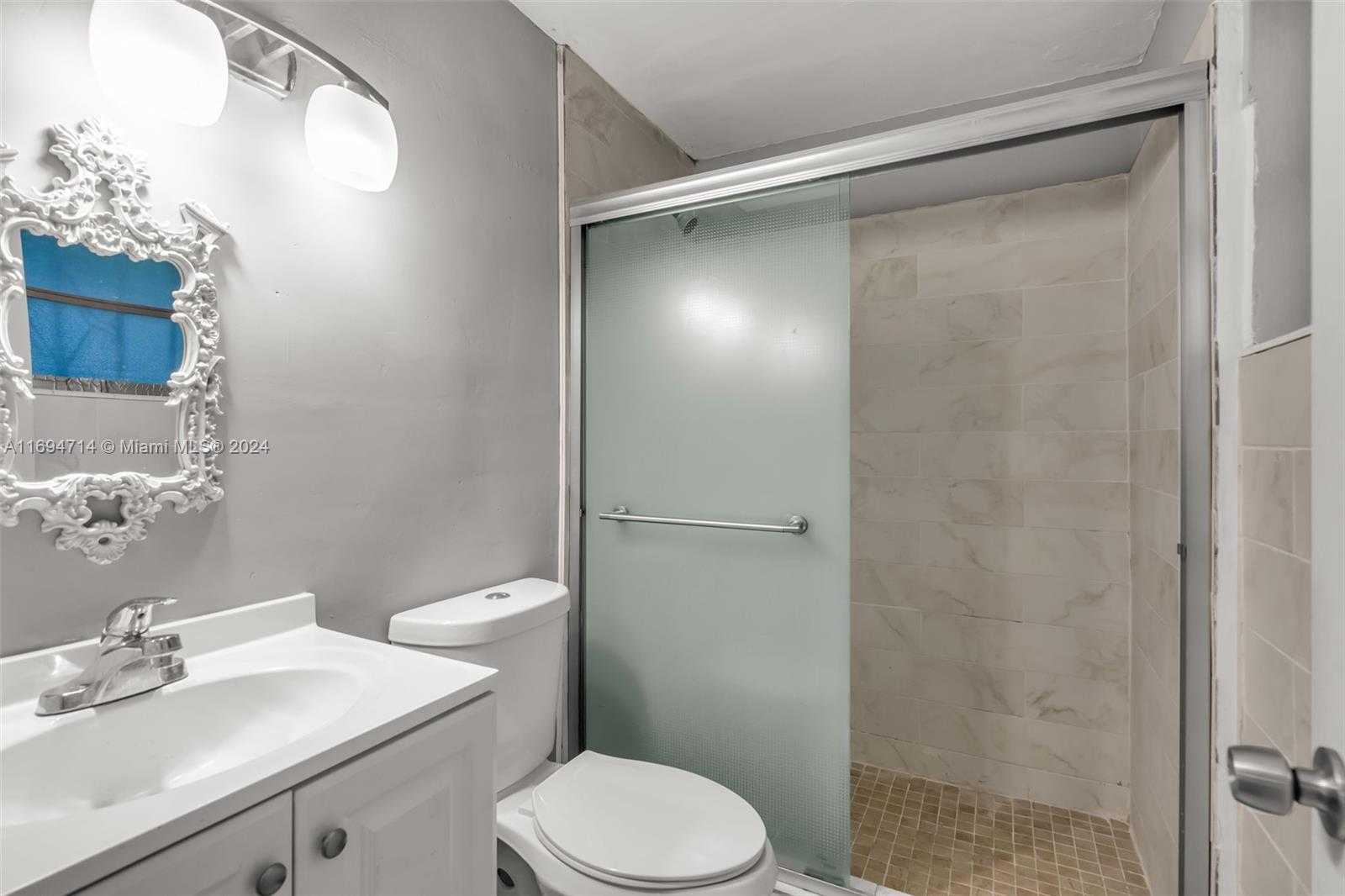 Small Image of 1565 NORTH EAST 139TH ST, North Miami Number 24