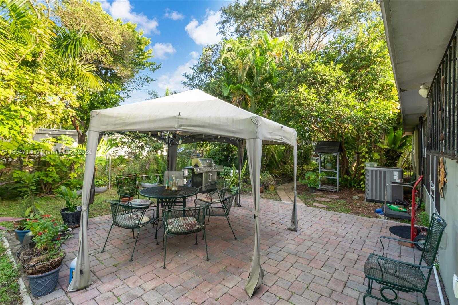 Small Image of 1565 NORTH EAST 139TH ST, North Miami Number 30