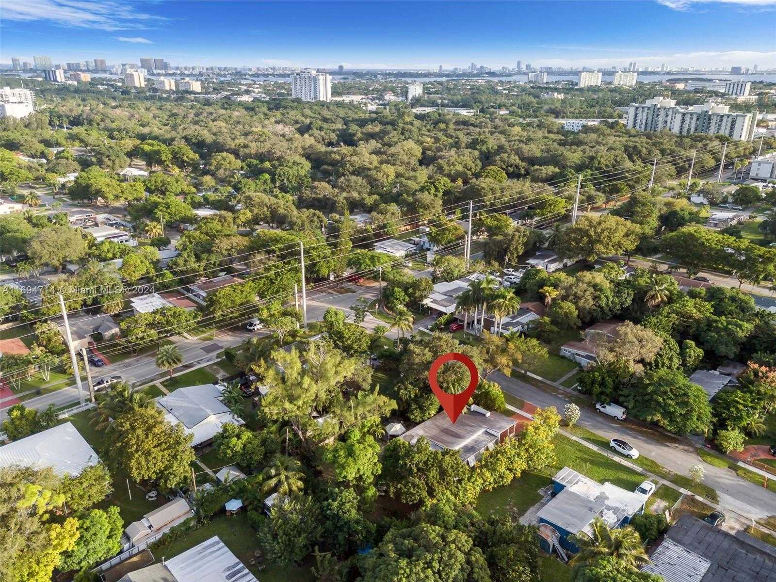 Small Image of 1565 NORTH EAST 139TH ST, North Miami Number 37