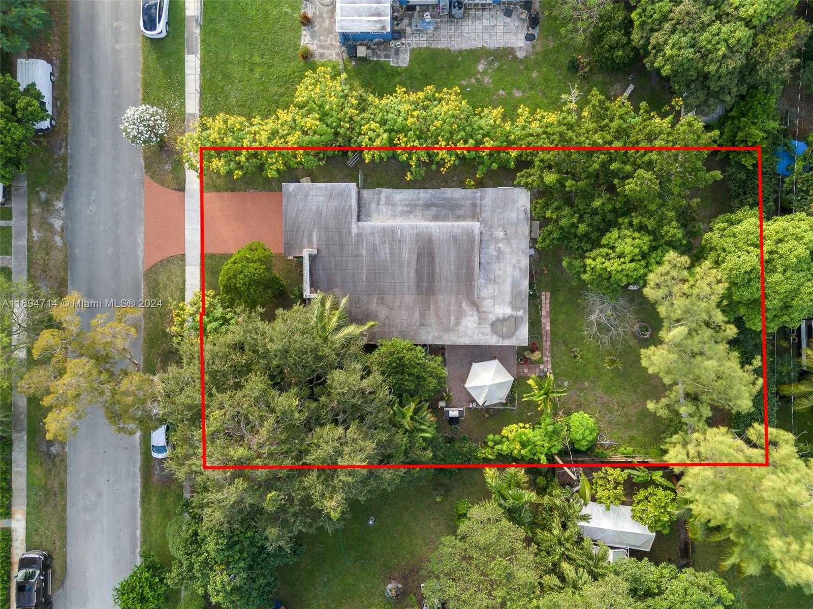Small Image of 1565 NORTH EAST 139TH ST, North Miami Number 42