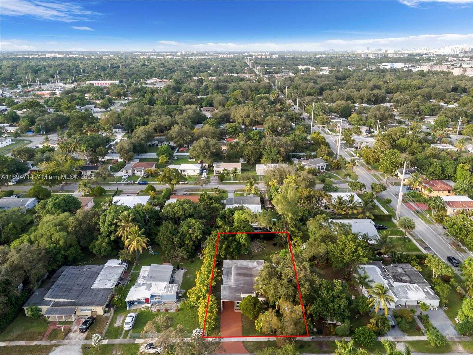 Small Image of 1565 NORTH EAST 139TH ST, North Miami Number 5