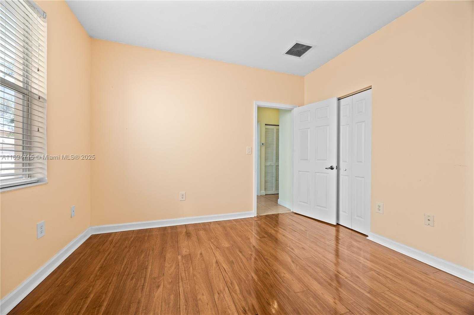Small Image of 10770 SOUTH WEST 245TH ST, Homestead Number 21