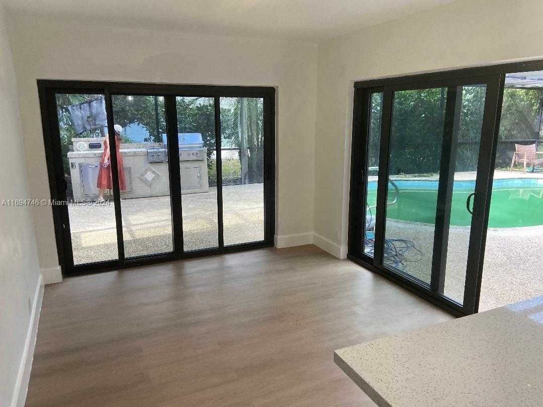 Small Image of 6205 JACARANDA CIR, Tamarac Number 12