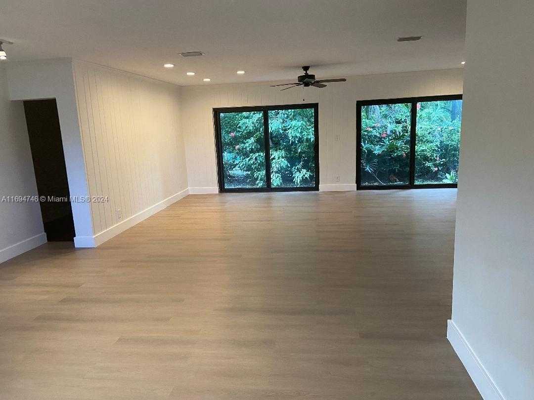 Small Image of 6205 JACARANDA CIR, Tamarac Number 4