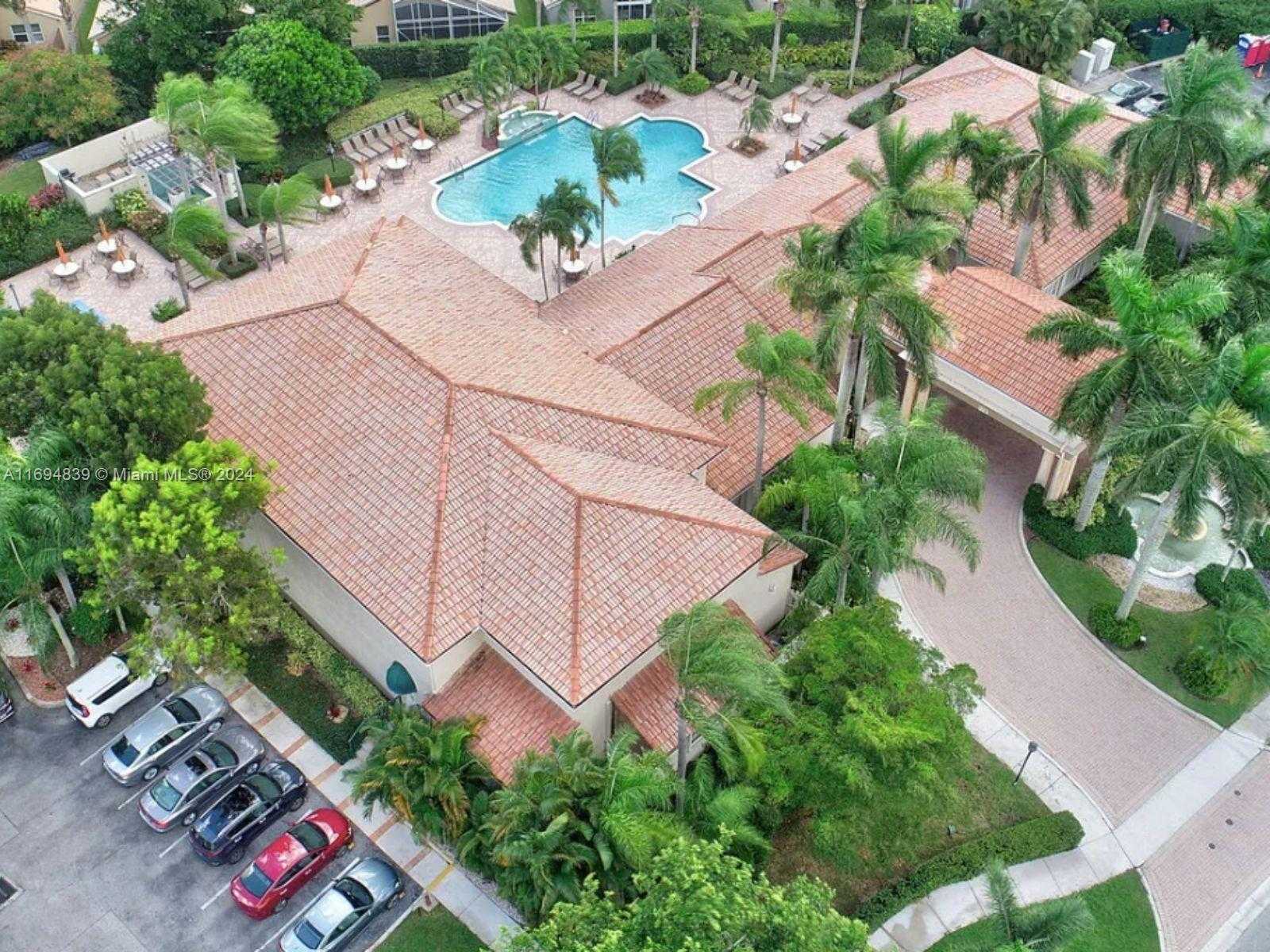 Small Image of 12244 CASTLE PINES RD, Boynton Beach Number 16