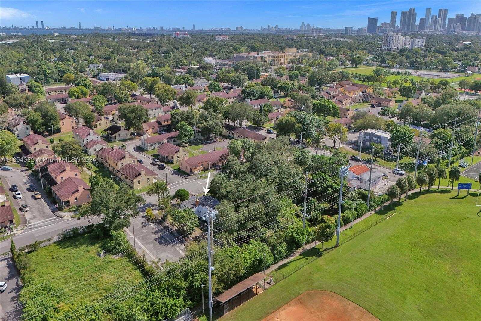 Small Image of 6440 NORTH WEST 4TH AVE, Miami Number 25