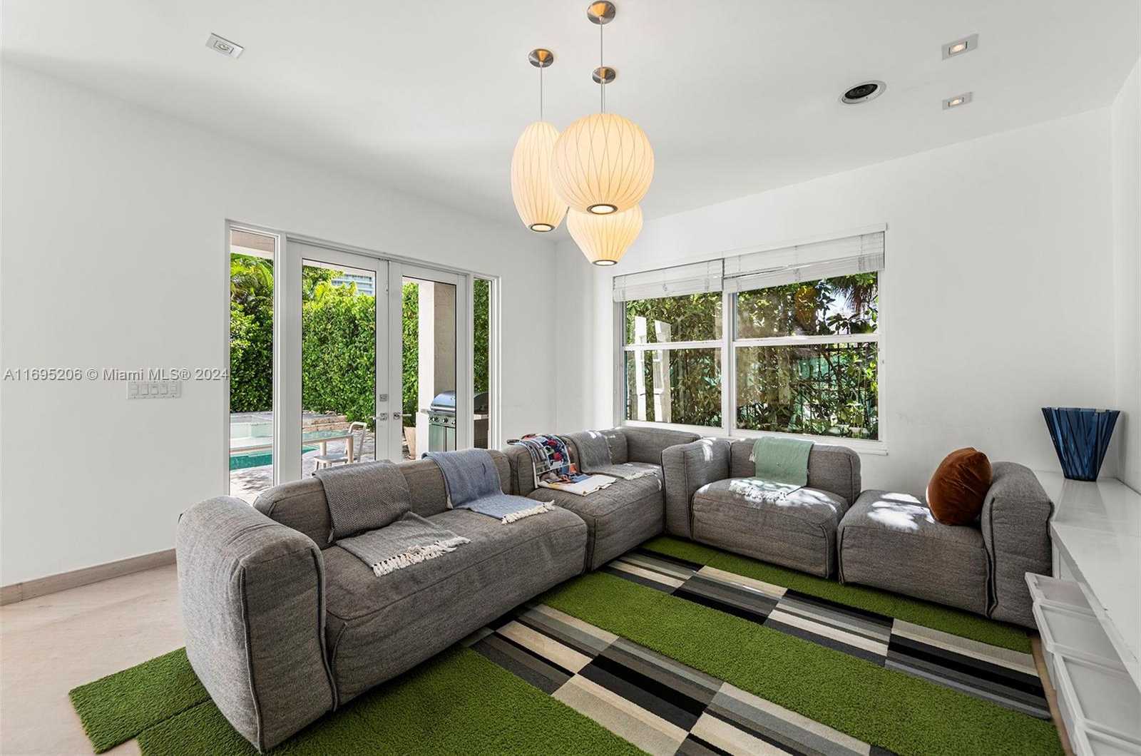 Small Image of 3752 NORTH EAST 199 ST, Aventura Number 11