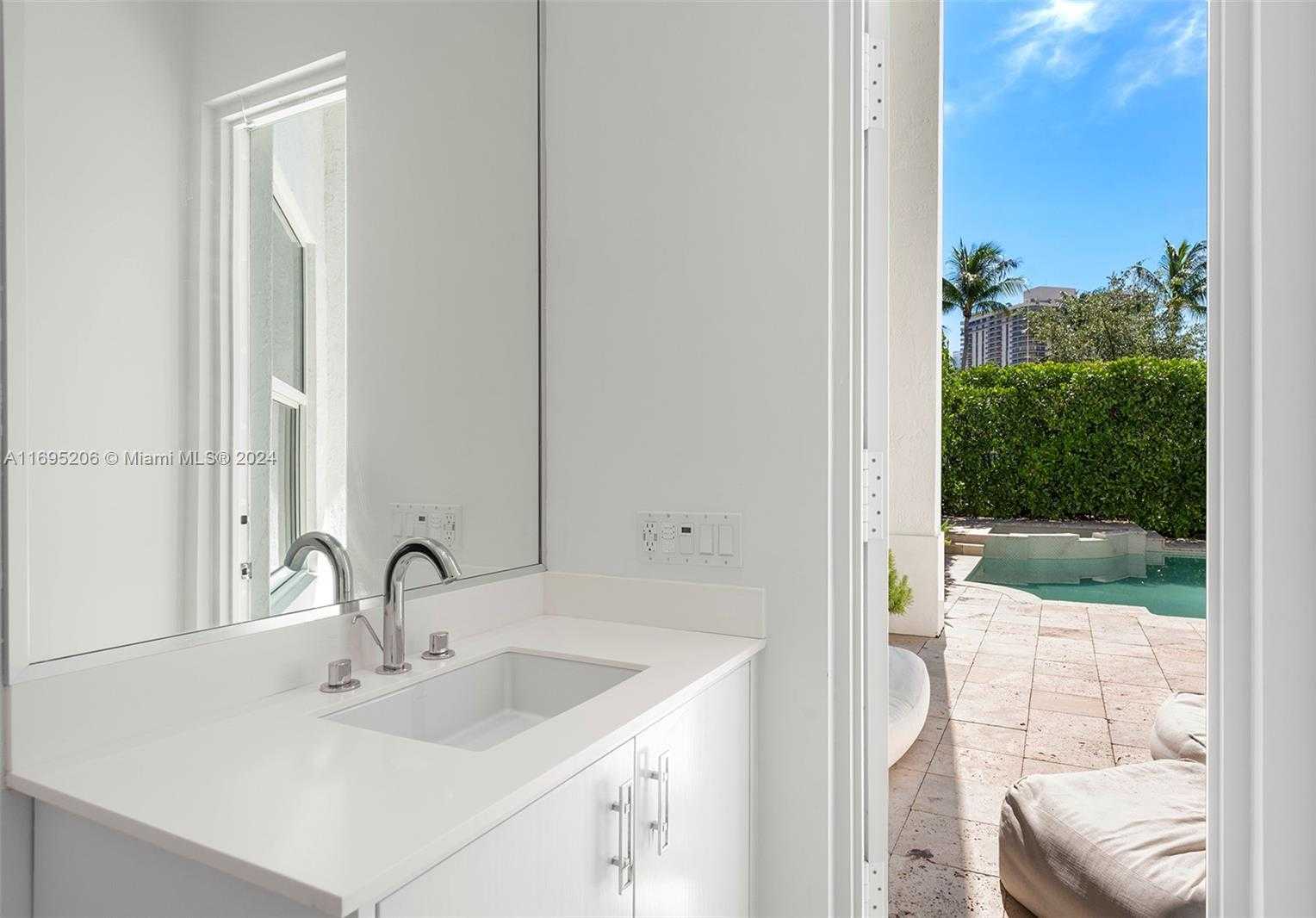 Small Image of 3752 NORTH EAST 199 ST, Aventura Number 31