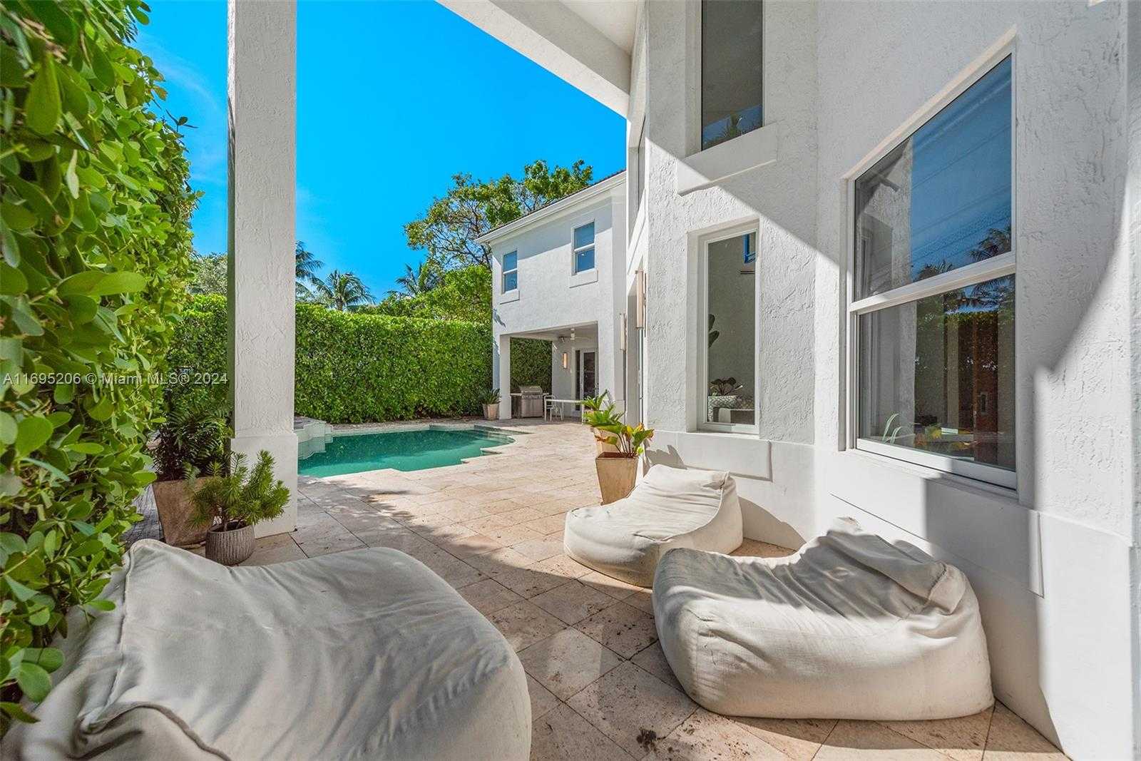 Small Image of 3752 NORTH EAST 199 ST, Aventura Number 36