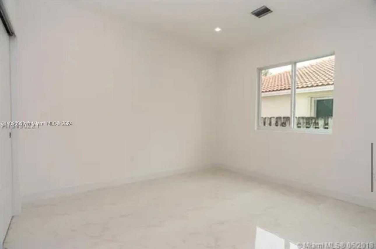 Small Image of 3710 ATLANTA ST, Hollywood Number 13