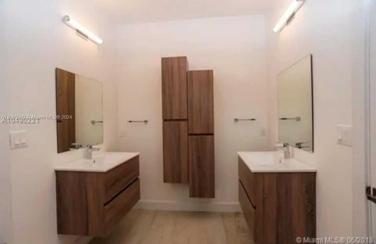 Small Image of 3710 ATLANTA ST, Hollywood Number 23