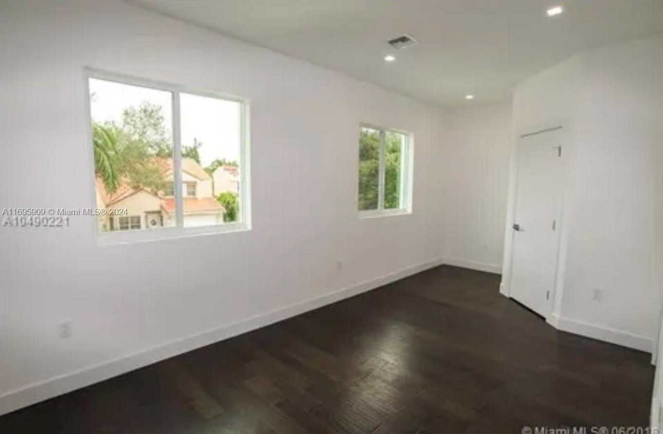 Small Image of 3710 ATLANTA ST, Hollywood Number 25