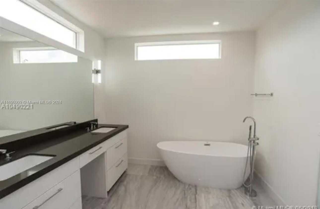 Small Image of 3710 ATLANTA ST, Hollywood Number 29