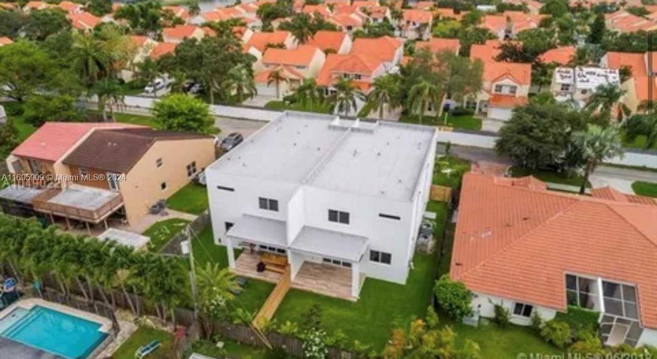 Small Image of 3710 ATLANTA ST, Hollywood Number 4