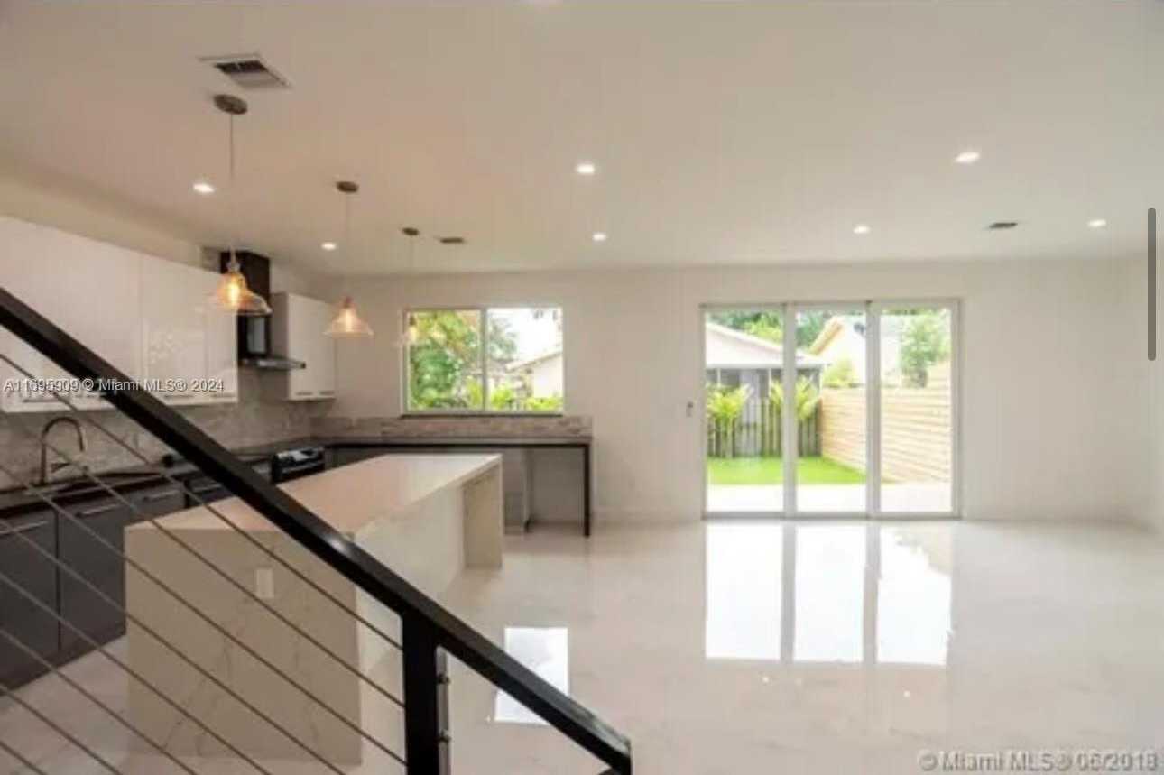 Small Image of 3710 ATLANTA ST, Hollywood Number 7