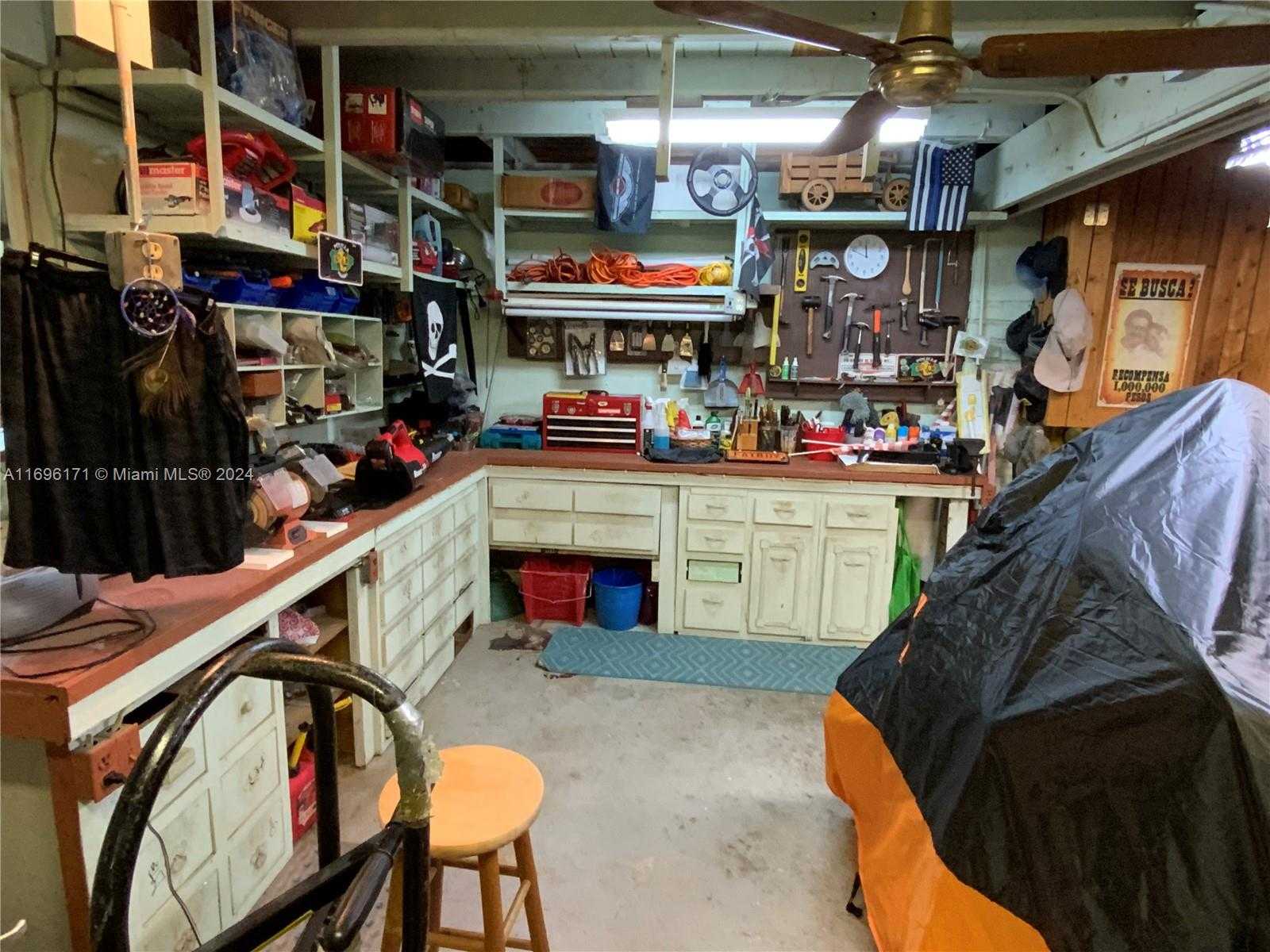 Small Image of 9221 SOUTH WEST 165TH ST, Palmetto Bay Number 21
